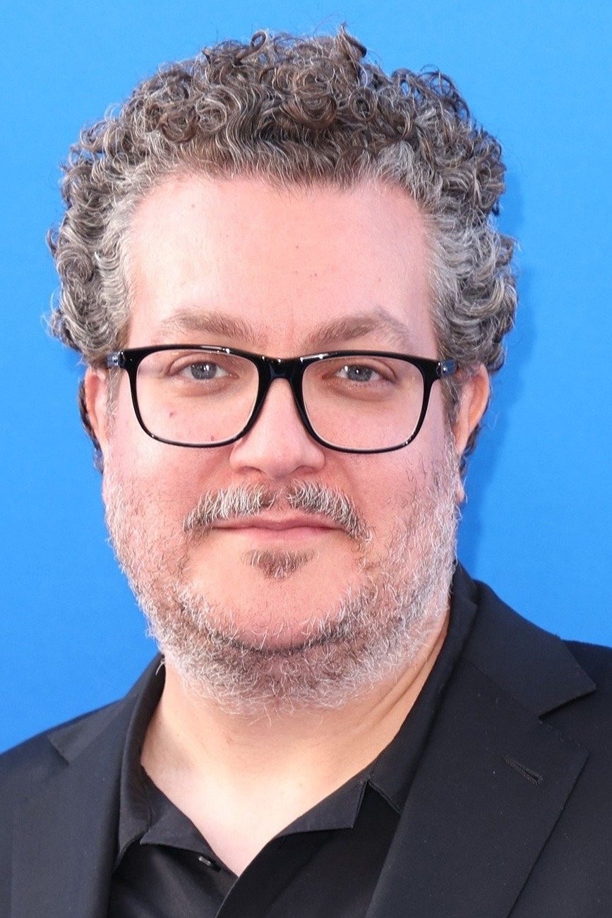 A headshot of Wyatt Smith.