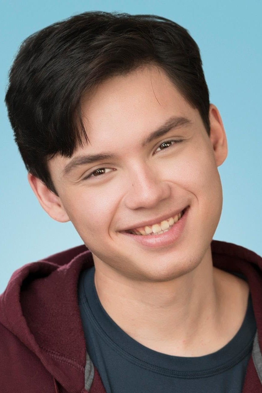 A headshot of Corwin Ireland.