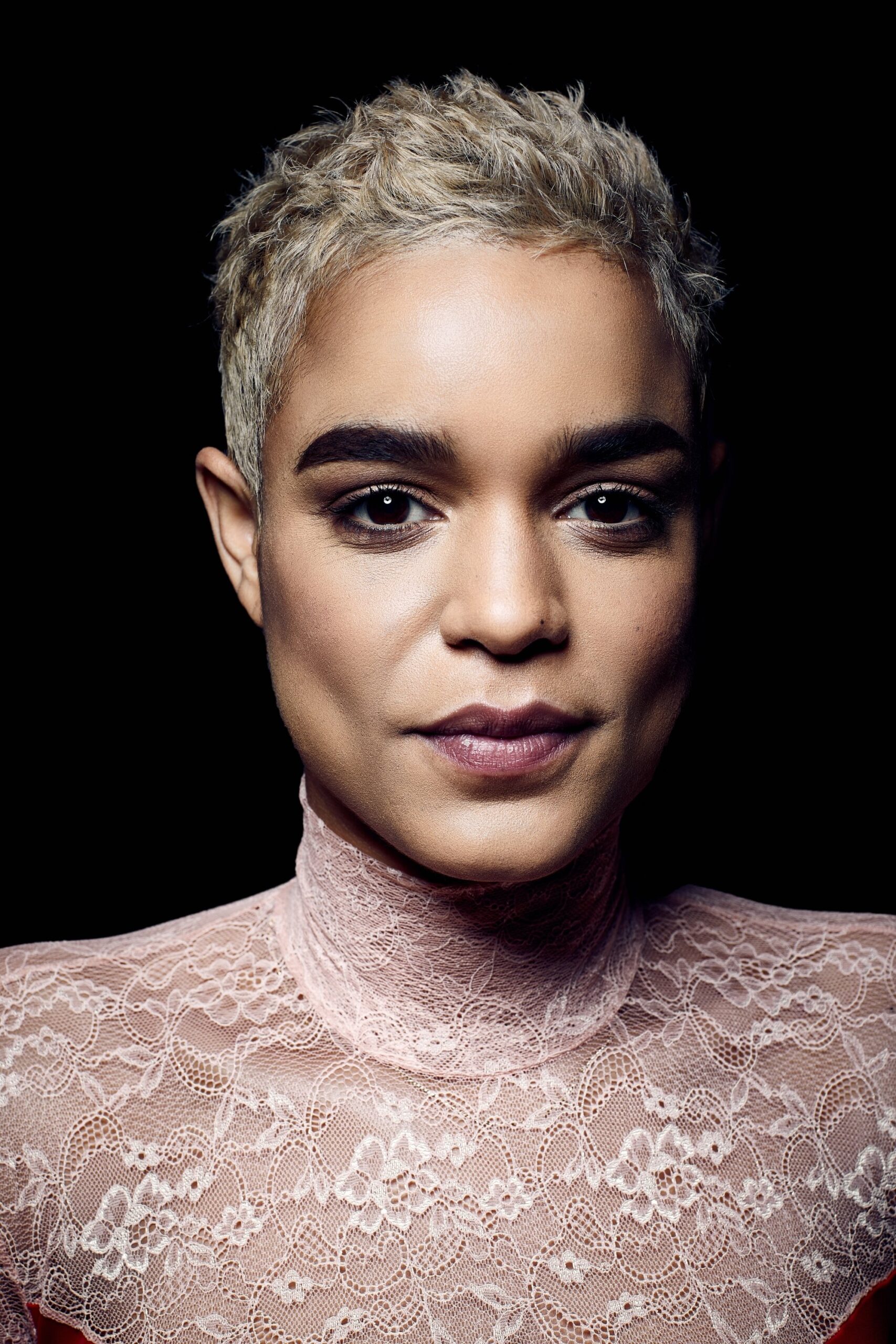 A headshot of Elizabeth Faith Ludlow.