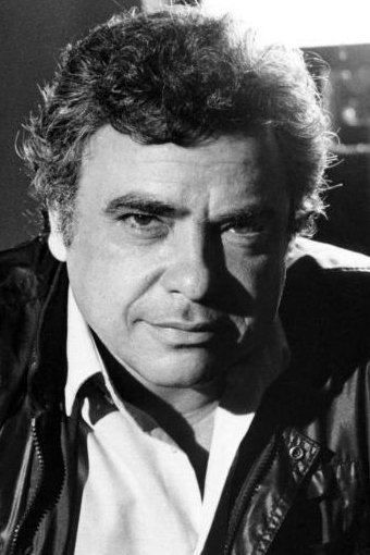 A headshot of Jeannot Szwarc.